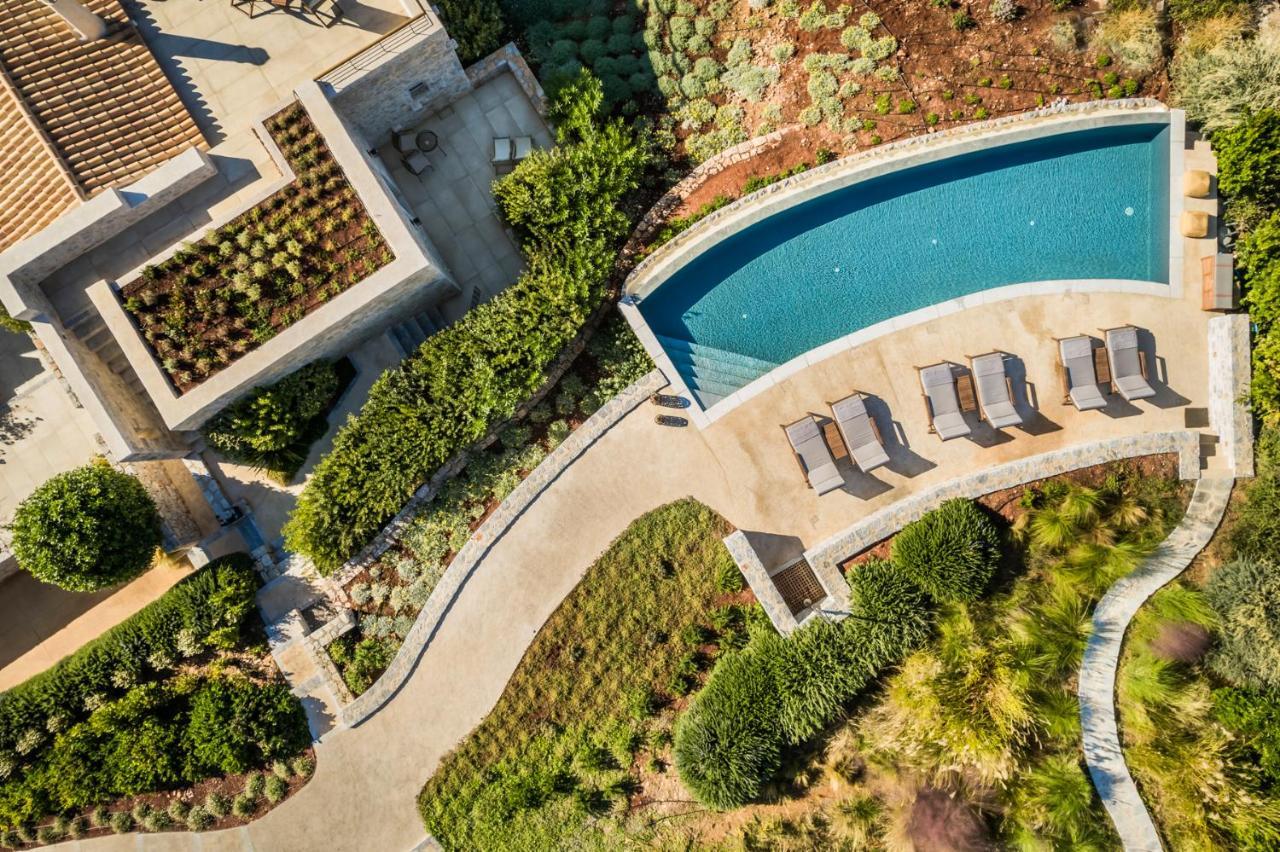 Aria Estate Suites & Spa Ареополис Екстериор снимка
